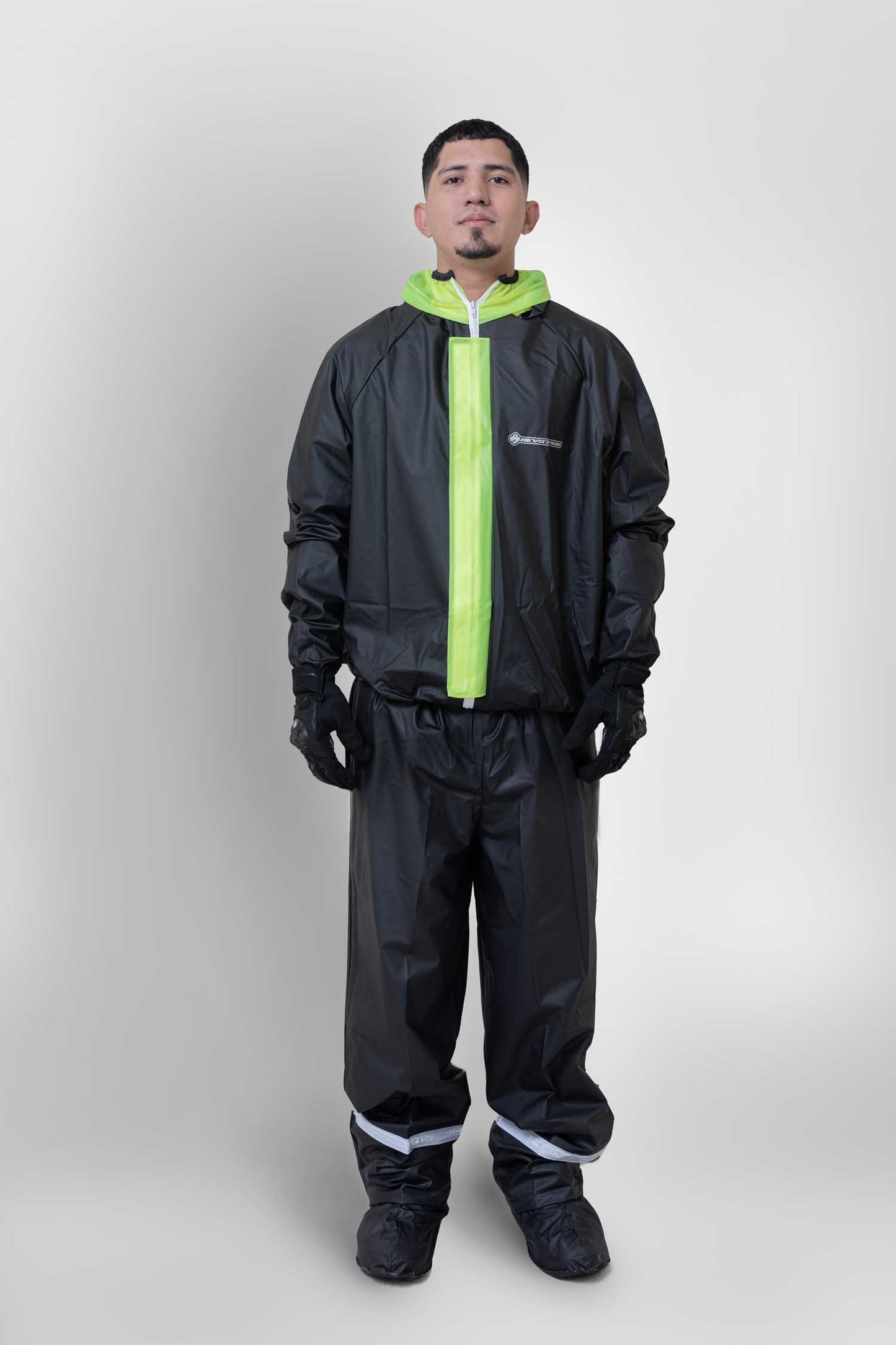 Conjunto impermeable en PVC con botas incluidas