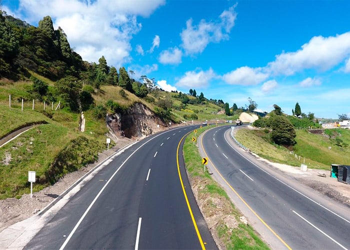 5 Rutas Imprescindibles descubrir en moto al rededor de Bogotá