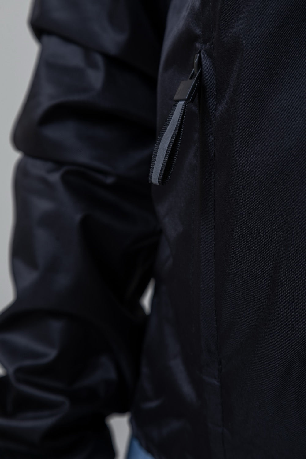 Chaqueta impermeable con espalda reflectiva