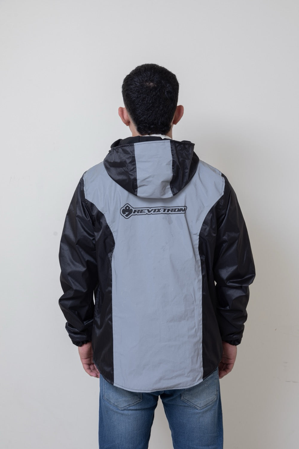 Chaqueta impermeable con espalda reflectiva